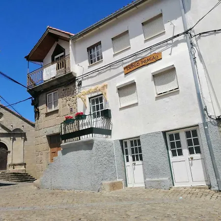 Casa Largo Da Praca Дом отдыха Alcongosta