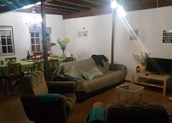 Дом отдыха Casa Largo Da Praca