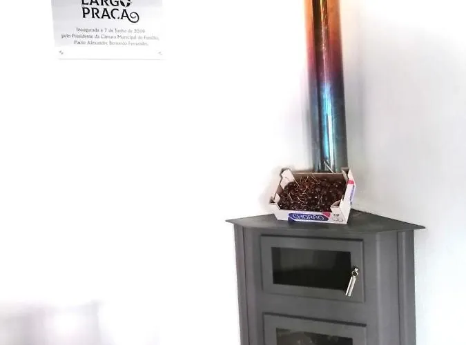 Дом отдыха Casa Largo Da Praca