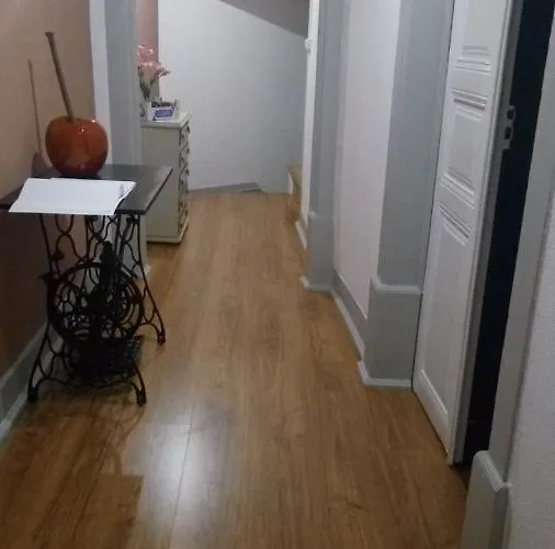 Дом отдыха Casa Largo Da Praca *