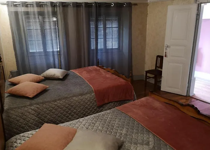 Дом отдыха Casa Largo Da Praca